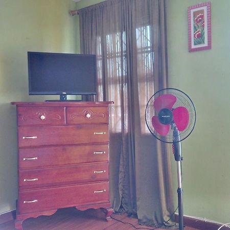 קינגסטון Impeccable Guest Rooms 2 חדר תמונה